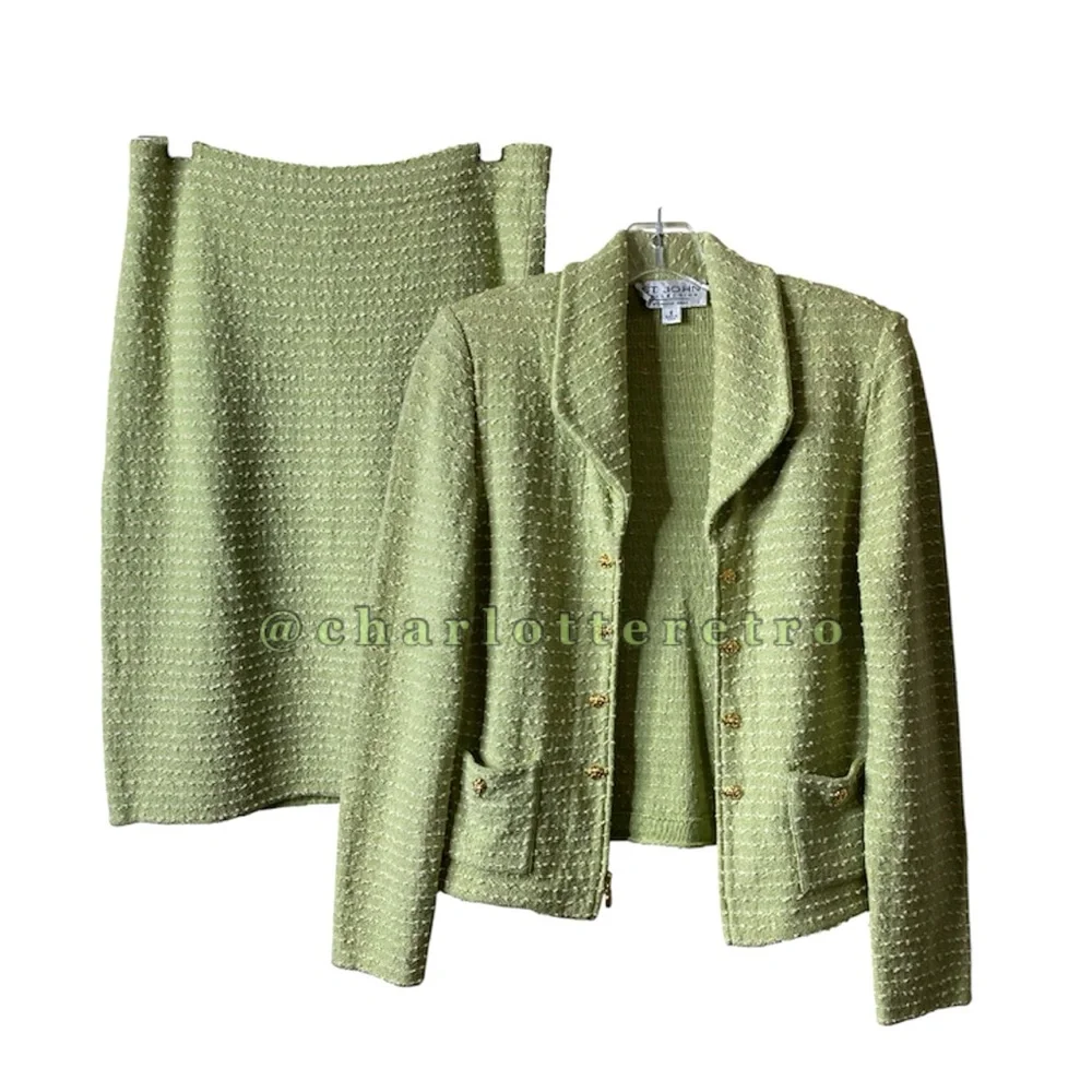 St. John • Santana Knit Green Boucle Skirt Suit • USA